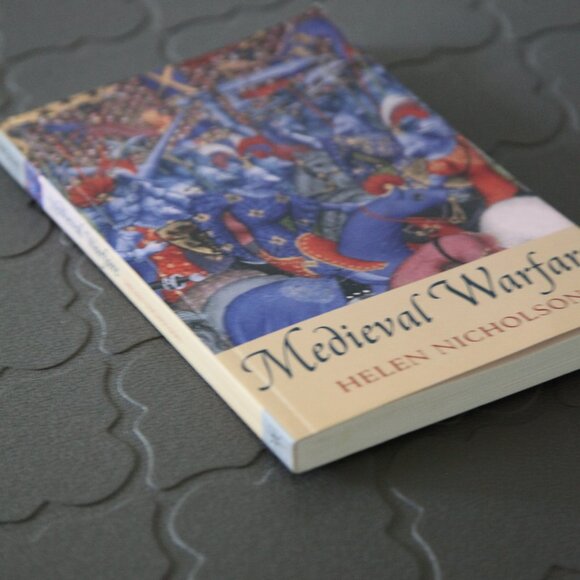 Medieval Warfare by Helen Nicholson. - Picture 4 of 6